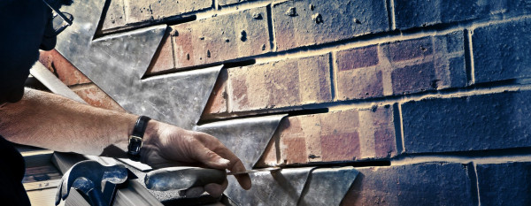 Product focus: Fixing clips versus flashing clips