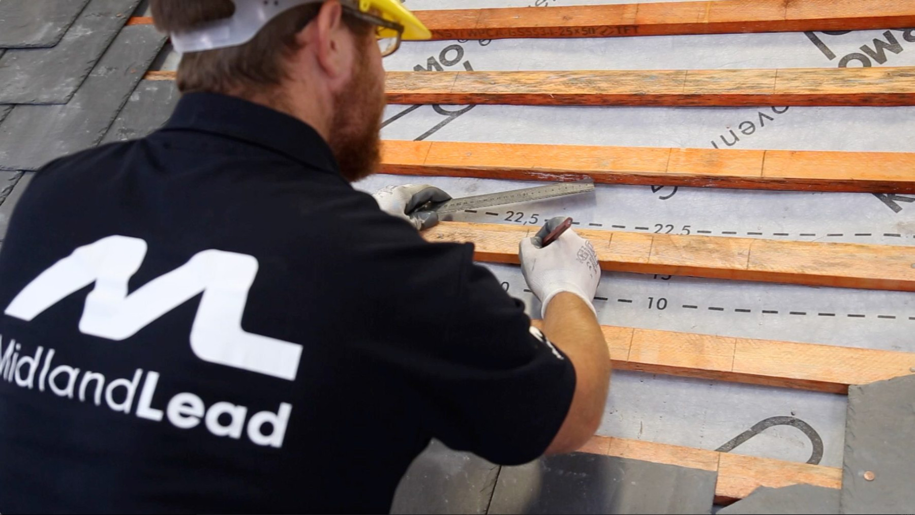 WATCH NOW: How To Fit Flexible Lead Slate